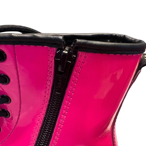 Hot Pink Doc Dr. Martens Patent Leather Delaney 8 Eye Boots Womens US 7 - Picture 6 of 10